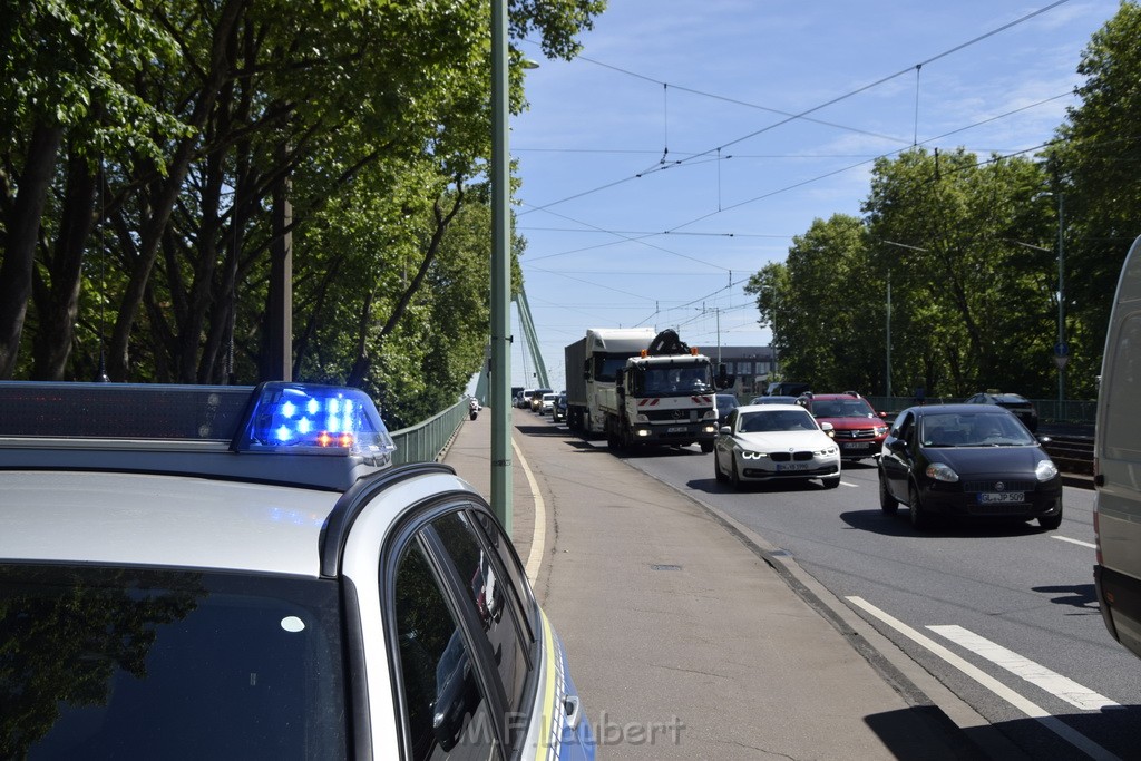 VU Schulbus Taxi Severinsbruecke Rich Innenstadt P66.JPG - Miklos Laubert